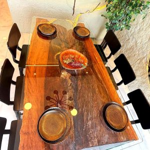 طاولة طعام خشب طبيعي 100 %