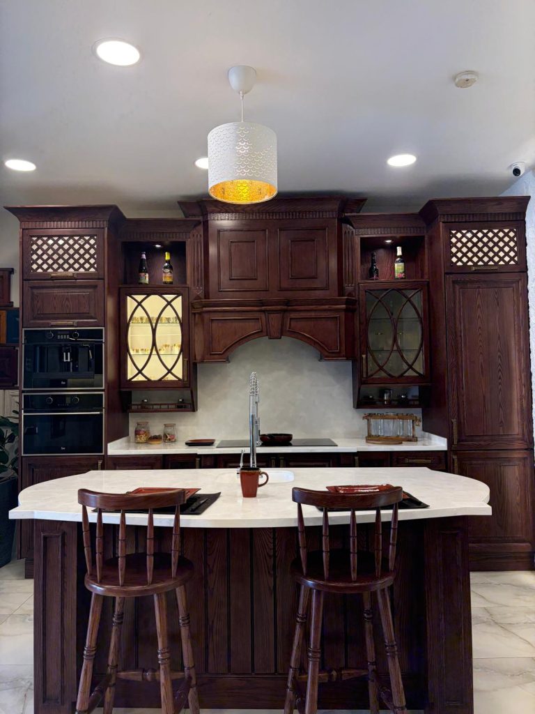 مطبخ كلاسيكي